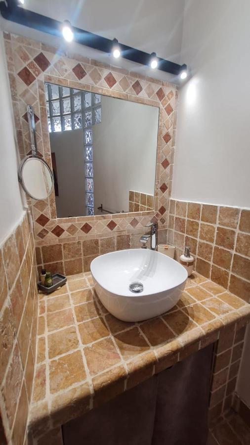 Sunny Apartment With Nice View In History City Center Aix-en-Provence Exterior foto